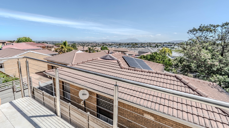 3 Bedroom Property for Sale in Normandie Western Cape